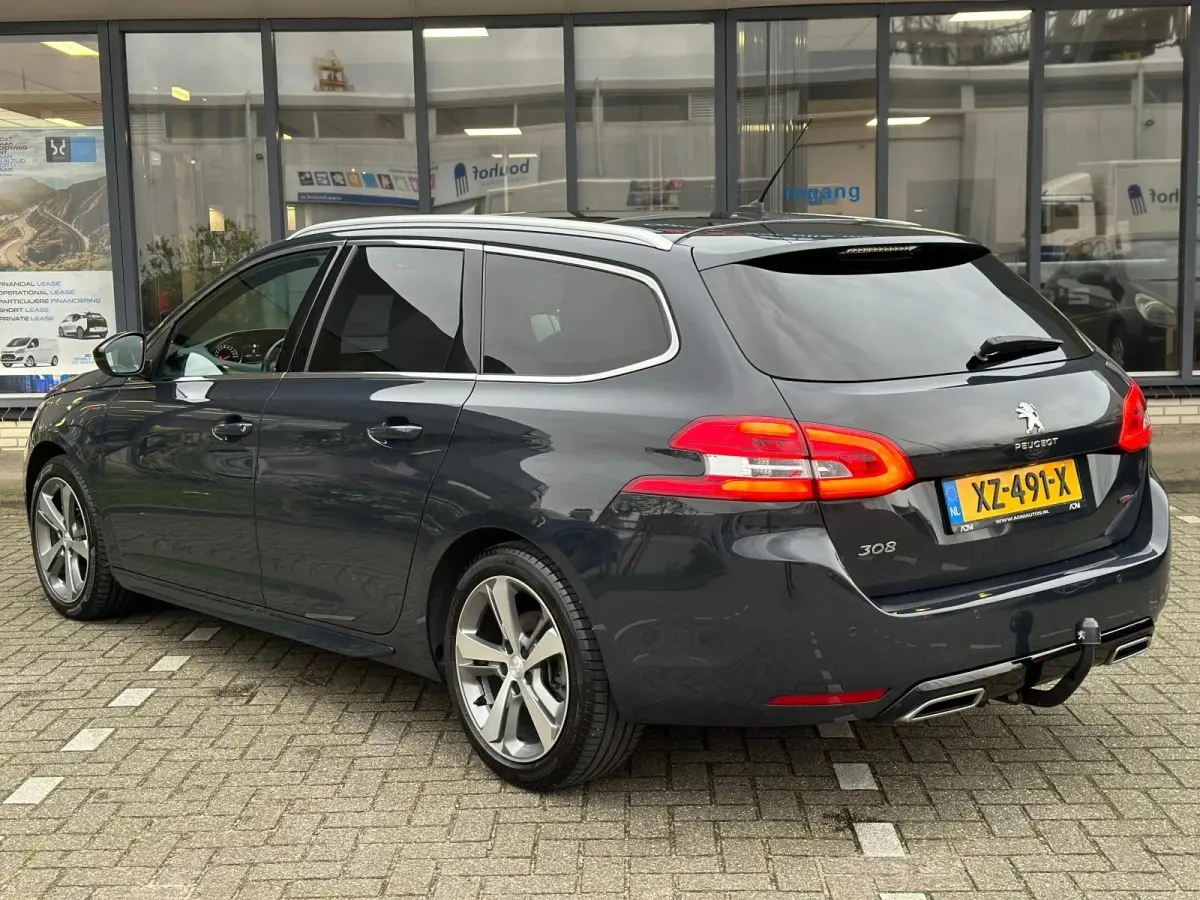 1.5 BlueHDi Blue Lease GT-Line / PANO