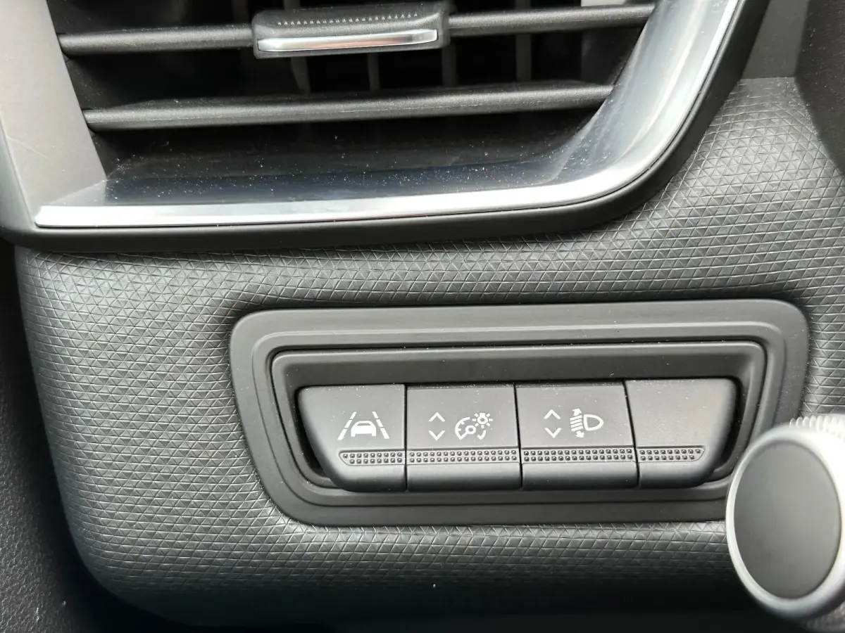 1.0 TCe 100 Zen Airco/Led/Cruise/PDC/Apple Carplay