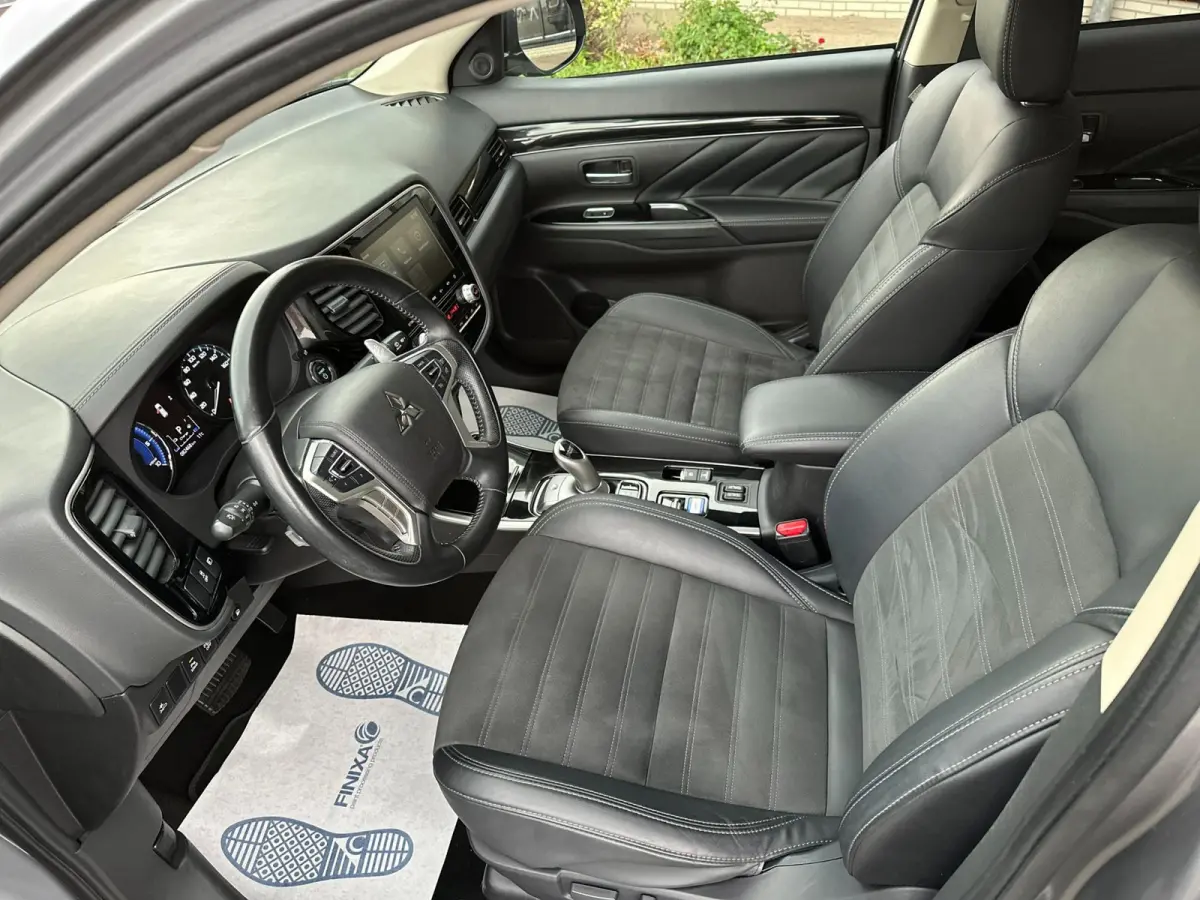 2.4 PHEV Intense