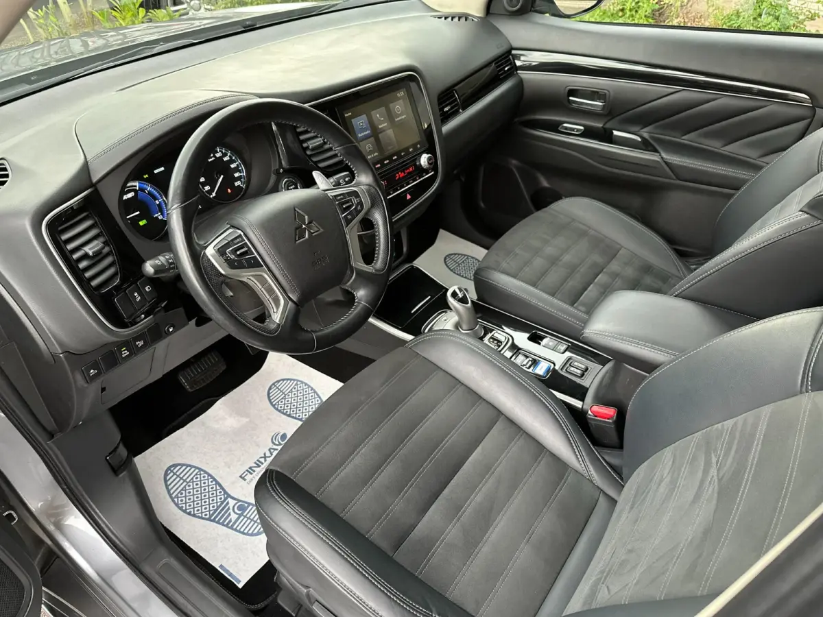 2.4 PHEV Intense