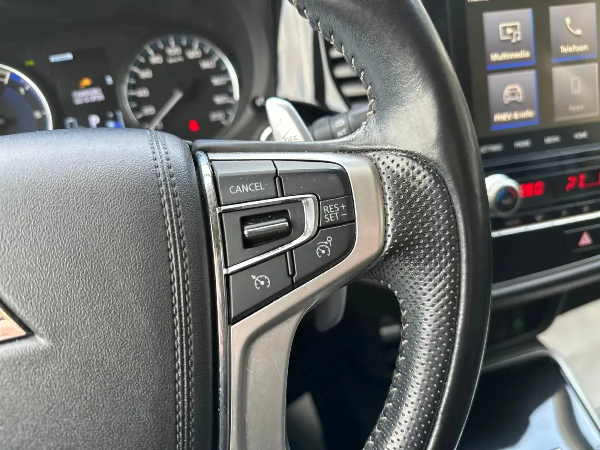 2.4 PHEV Intense