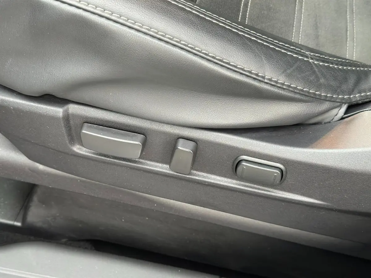 2.4 PHEV Intense