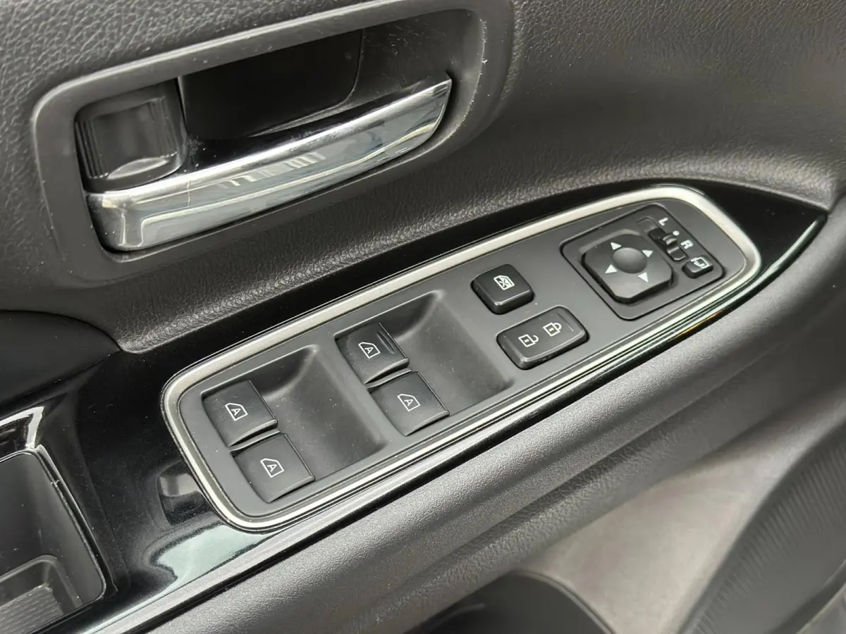 2.4 PHEV Intense