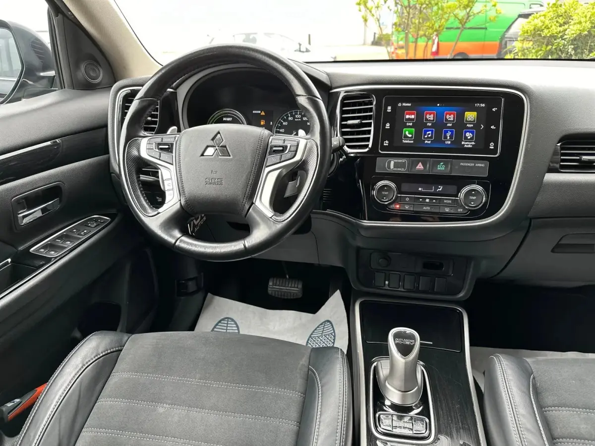 2.0 PHEV Pure