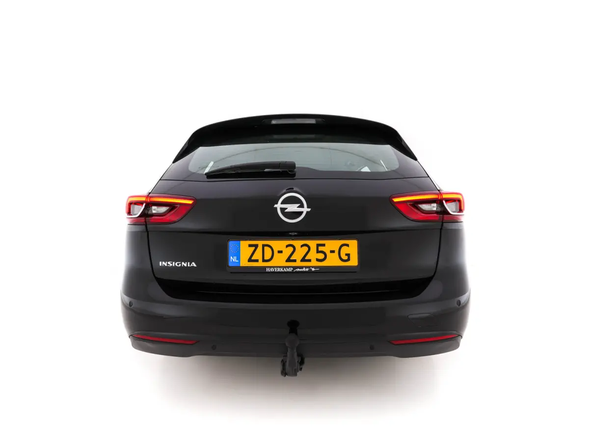 1.5 Turbo Business Executive Aut. *NAVI-FULLMAP | LEATHER-FABRIC | KEYLESS | DAB+ | SPORT-SEATS  | ECC | PDC | CRUISE | TOWBAR | CARPLAY | 18''ALU*