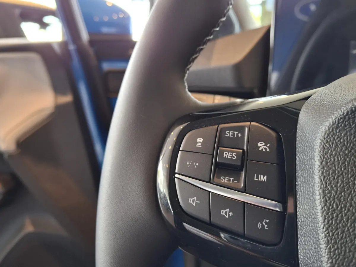 Premium 44 kWh | €3000 Ford voordeel | Nieuw te bestellen| Panoramadak | Winter Pack | Afneembare Trekhaak | Adaptive cruise control | Dodehoekdetectie |
