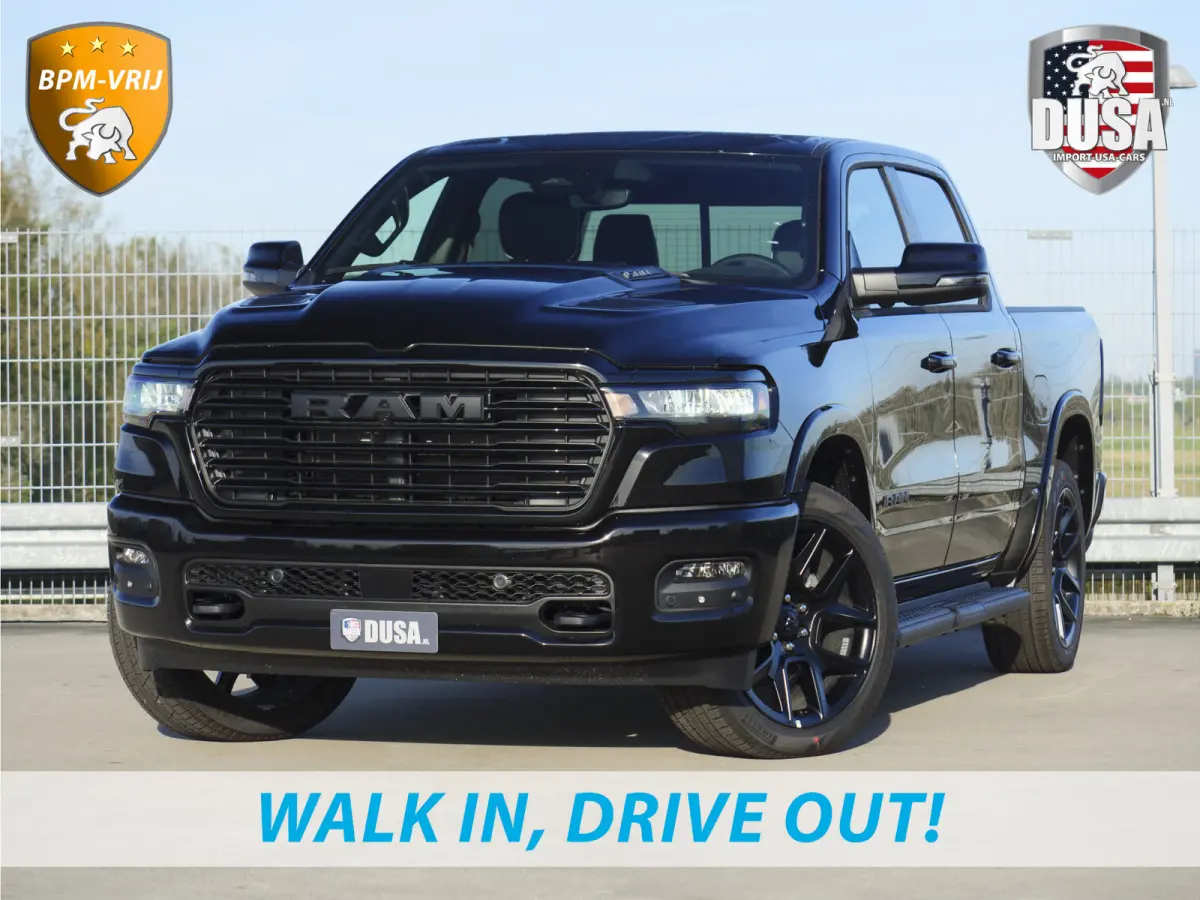 1500 | Laramie | Night | 3.0L I6 Hurricane | Crew Cab | 4X4 | BPM-VRIJ | Panorama | 14,4-inch Touchscreen | Getoonde accessoires zijn verkrijgbaar tegen meerprijs