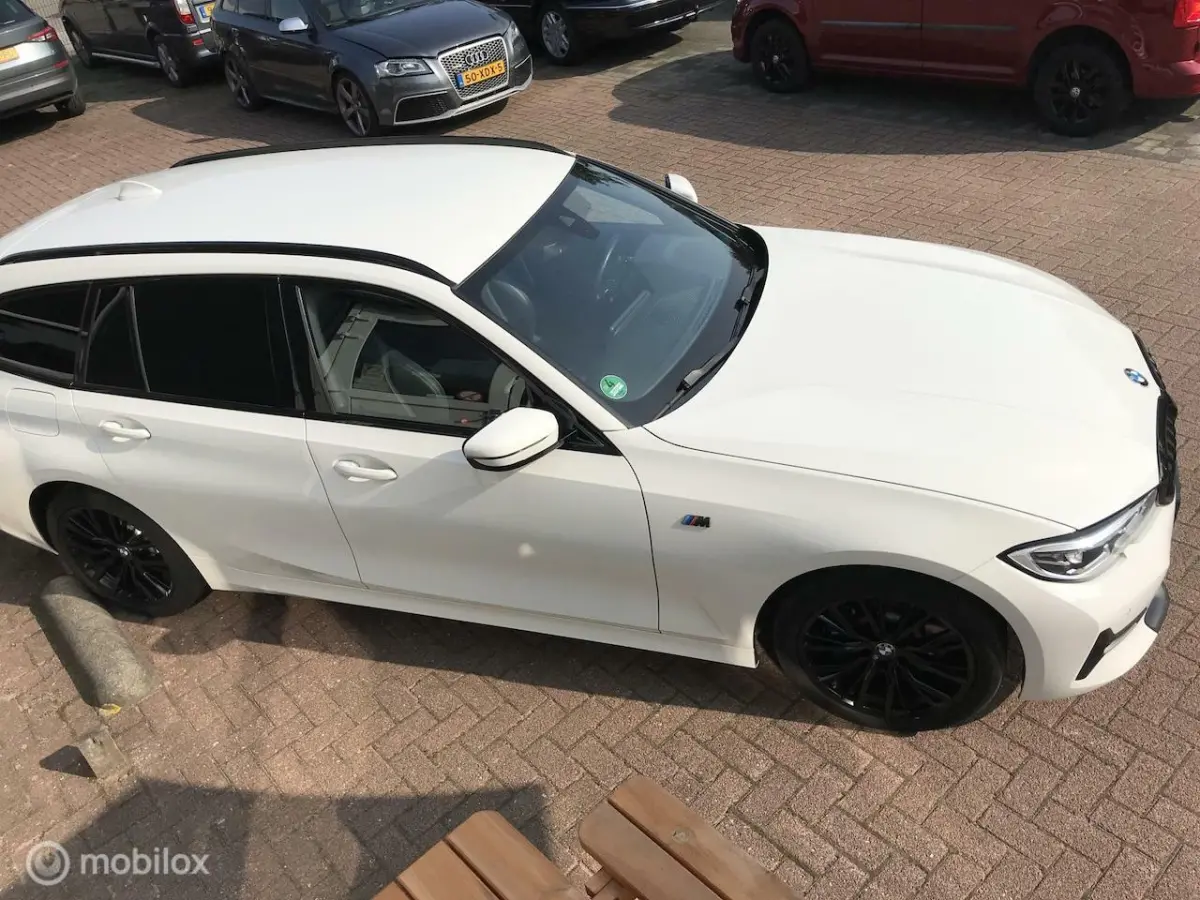 330i Business Edition M-Pakket 258PK