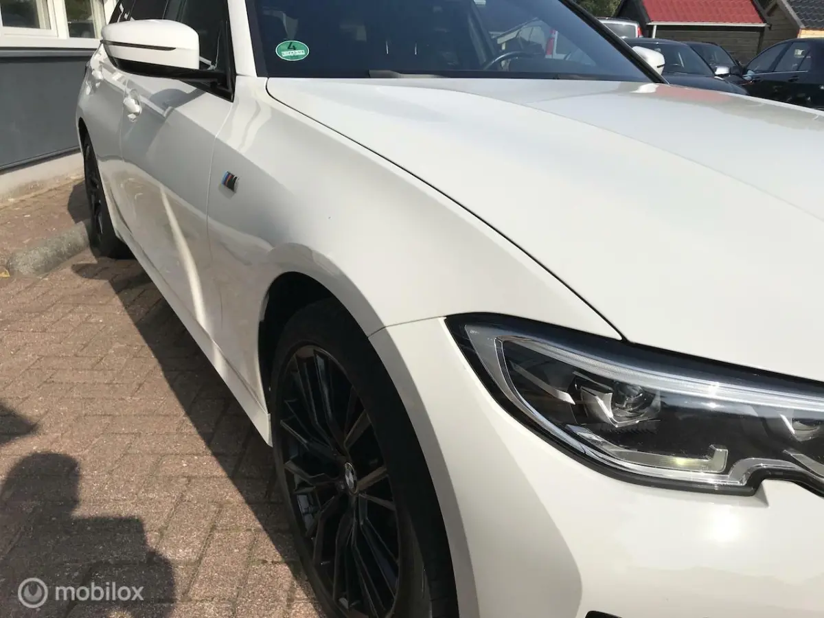 330i Business Edition M-Pakket 258PK