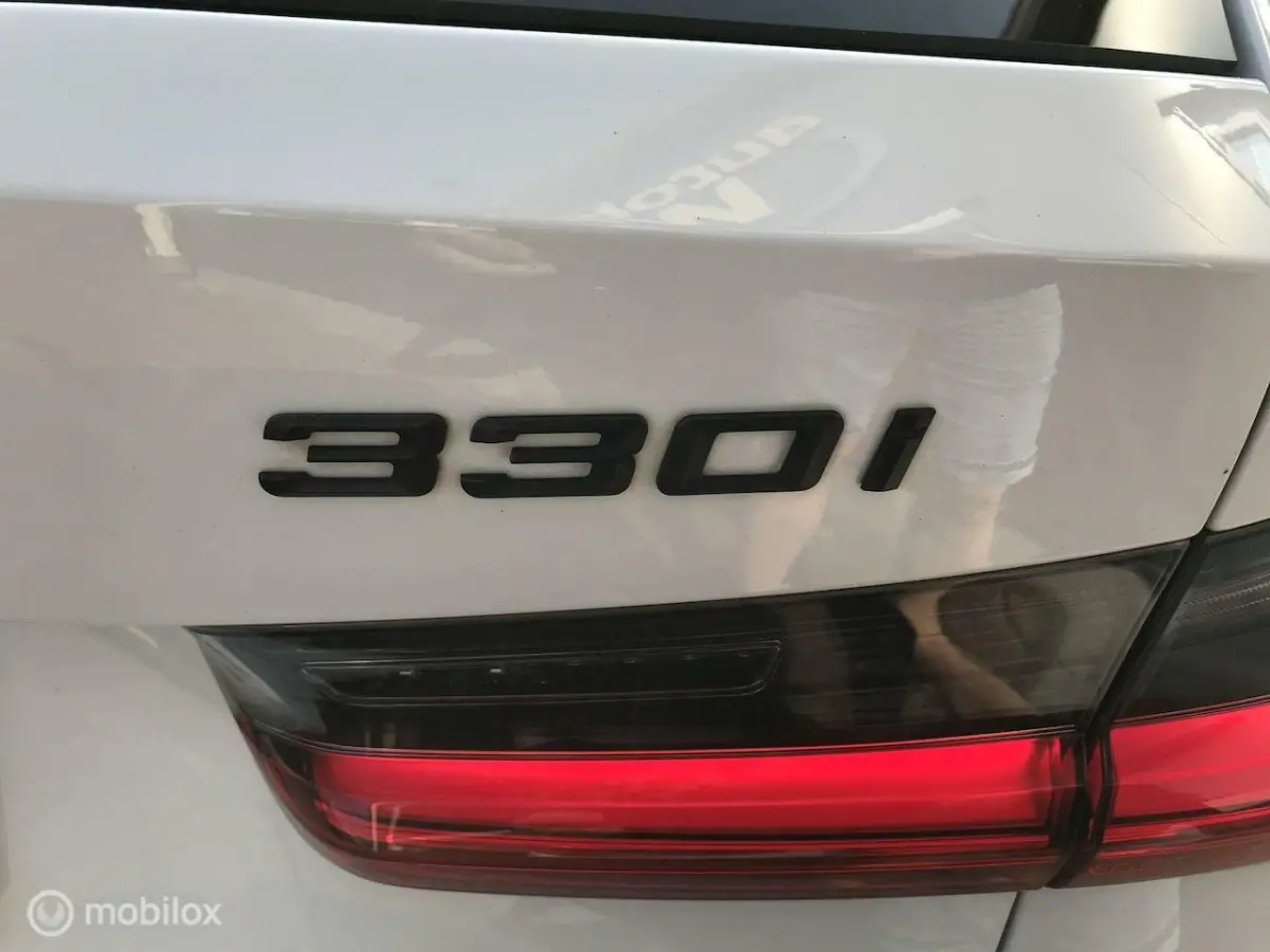 330i Business Edition M-Pakket 258PK