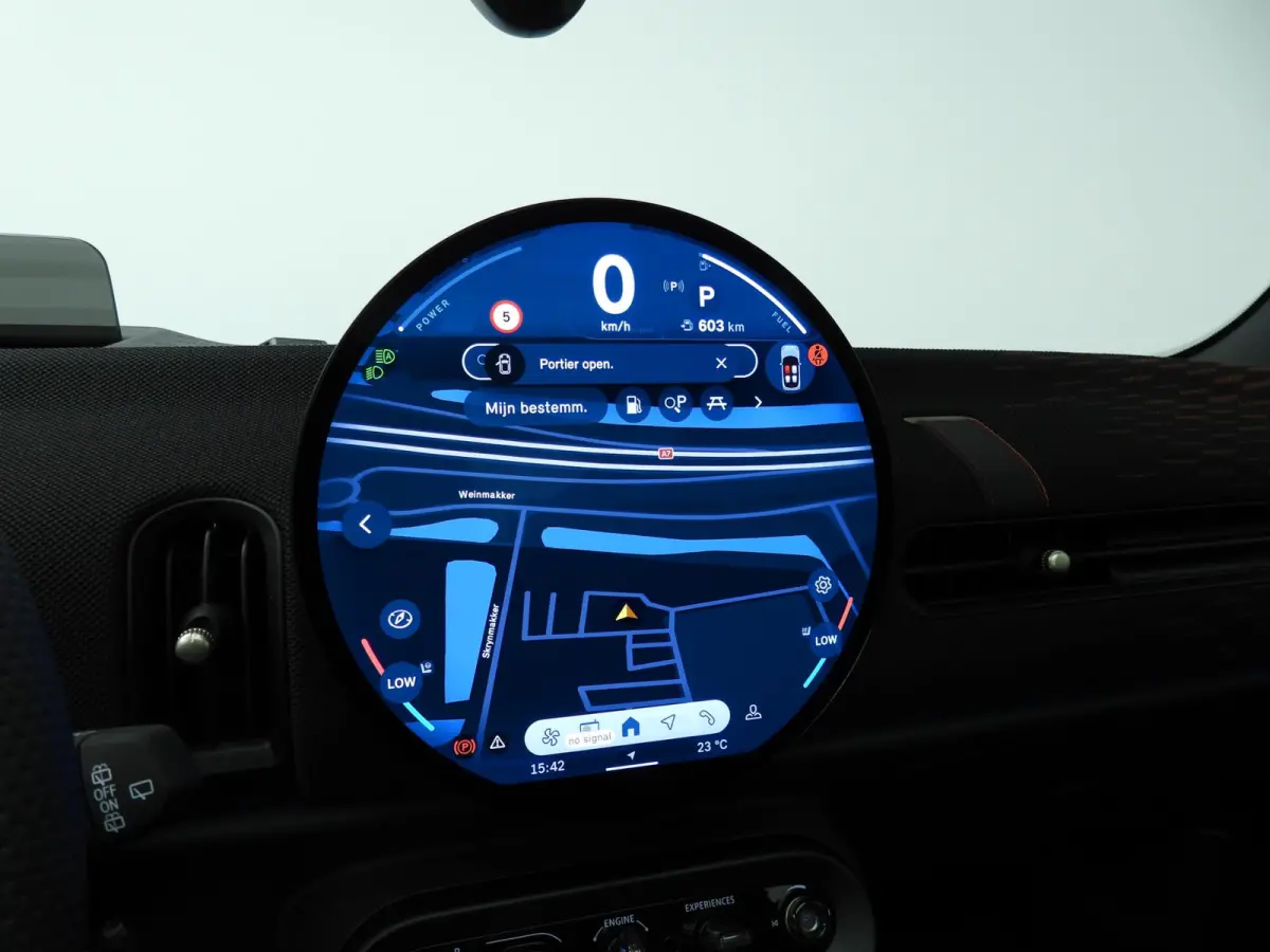 Cooper C C John Cooper Works Trim / Pakket M / Panoramadak / Park assist / Head-up / Alu wielen 17 inch