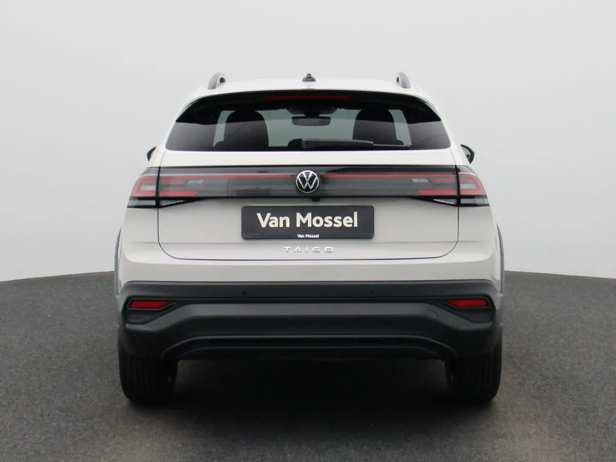 1.0 TSI Life Edition 116PK Fysieke voorraad auto | Direct leverbaar | Keyless | Privacy glas | Digitale cockpit | Achteruitrij camera | Parkeersensoren achter