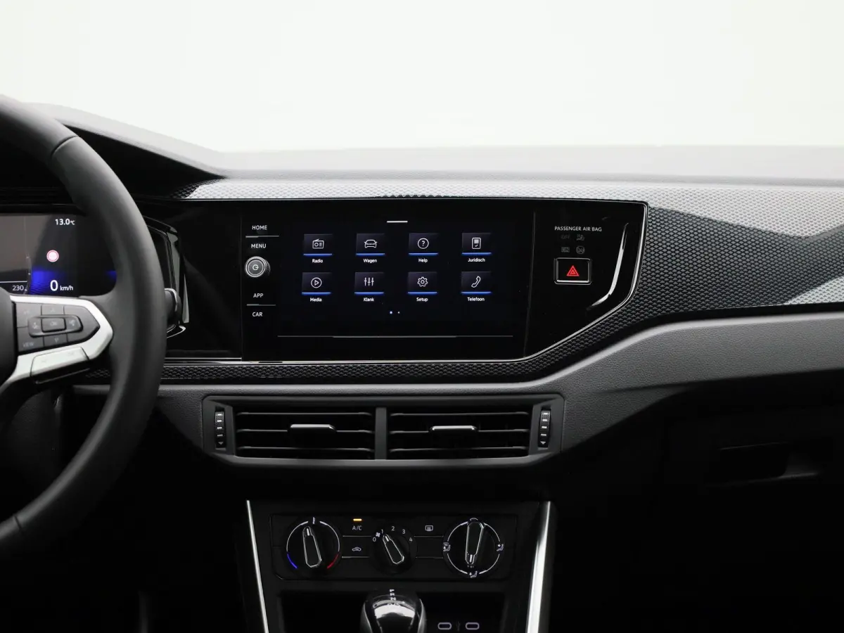 1.0 TSI Life Edition 116PK Fysieke voorraad auto | Direct leverbaar | Keyless | Privacy glas | Digitale cockpit | Achteruitrij camera | Parkeersensoren achter