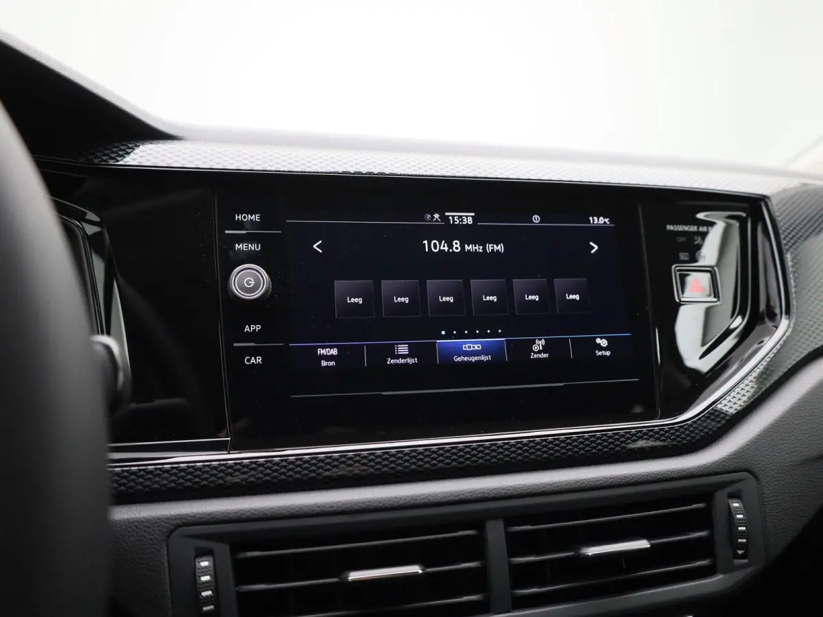 1.0 TSI Life Edition 116PK Fysieke voorraad auto | Direct leverbaar | Keyless | Privacy glas | Digitale cockpit | Achteruitrij camera | Parkeersensoren achter