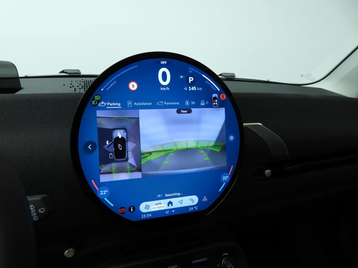 Cooper E Classic Trim / Pakket L / Harman-Kardon / Panoramadak / Getint glas / Park assist / Head-up / Alu wielen 18 inch