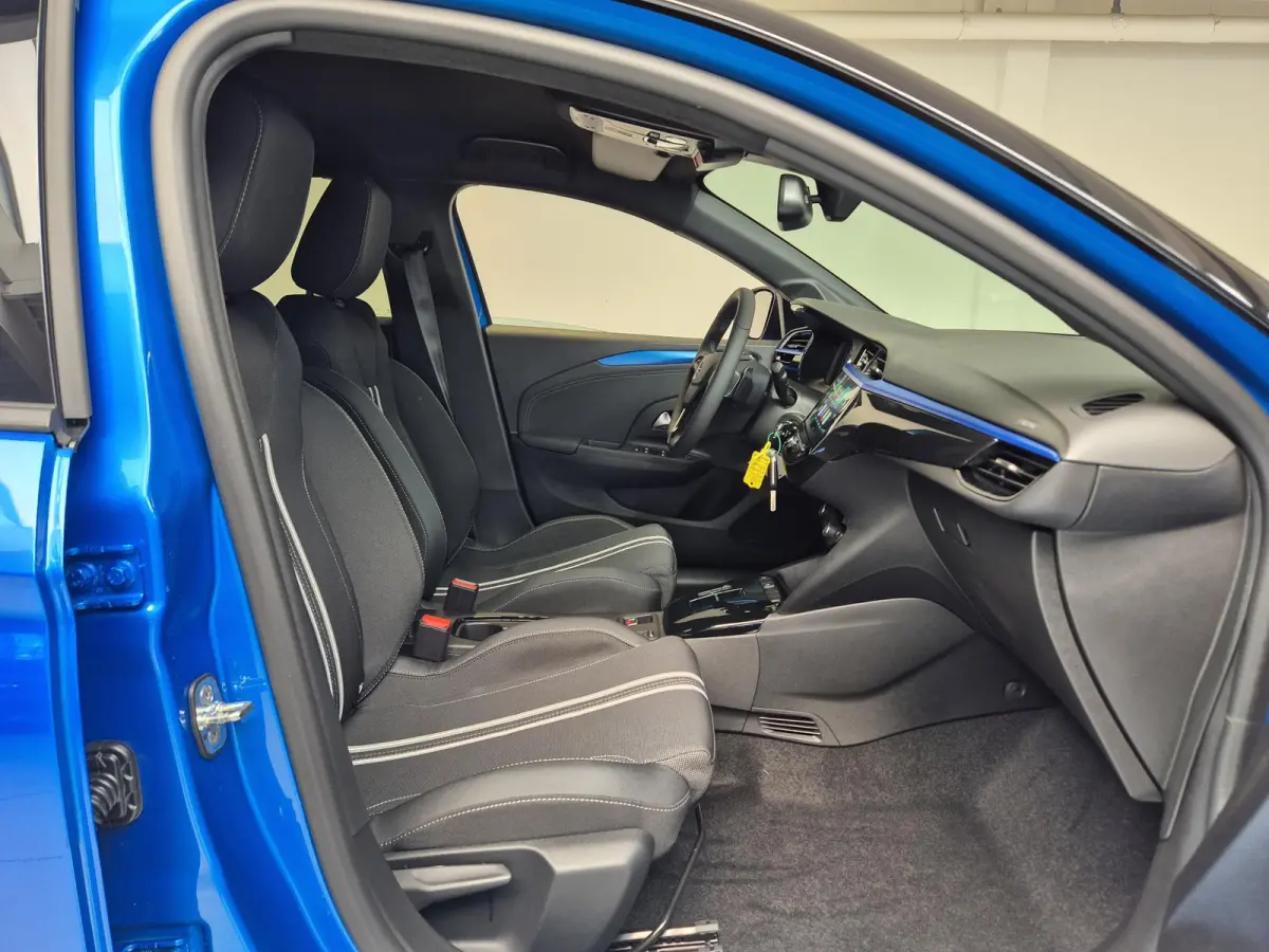 1.2 Turbo Hybrid Yes Automaat | Apple Carplay/Android Auto | Parkeersensoren Achter | Stoelverwarming | Stuurverwarming |