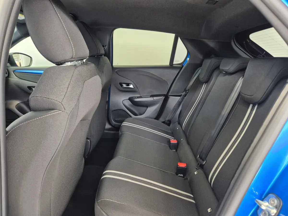 1.2 Turbo Hybrid Yes Automaat | Apple Carplay/Android Auto | Parkeersensoren Achter | Stoelverwarming | Stuurverwarming |