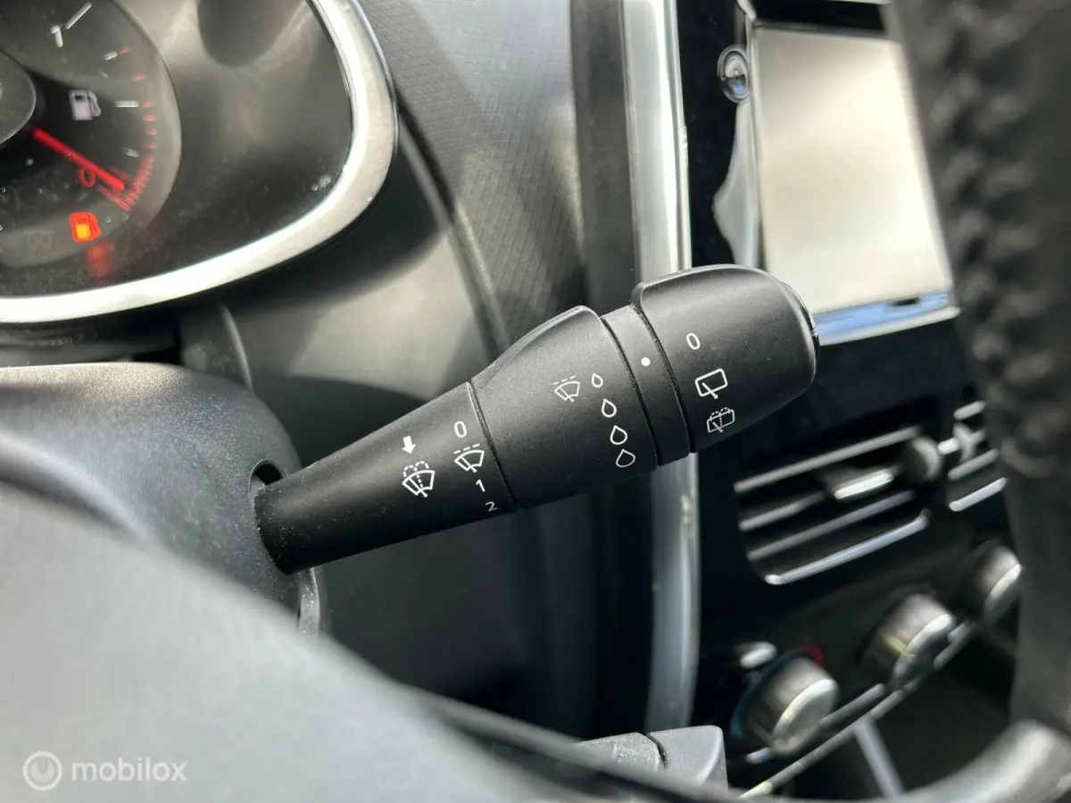 Clio Dynamique | | NAVI | CRUISE | DAB