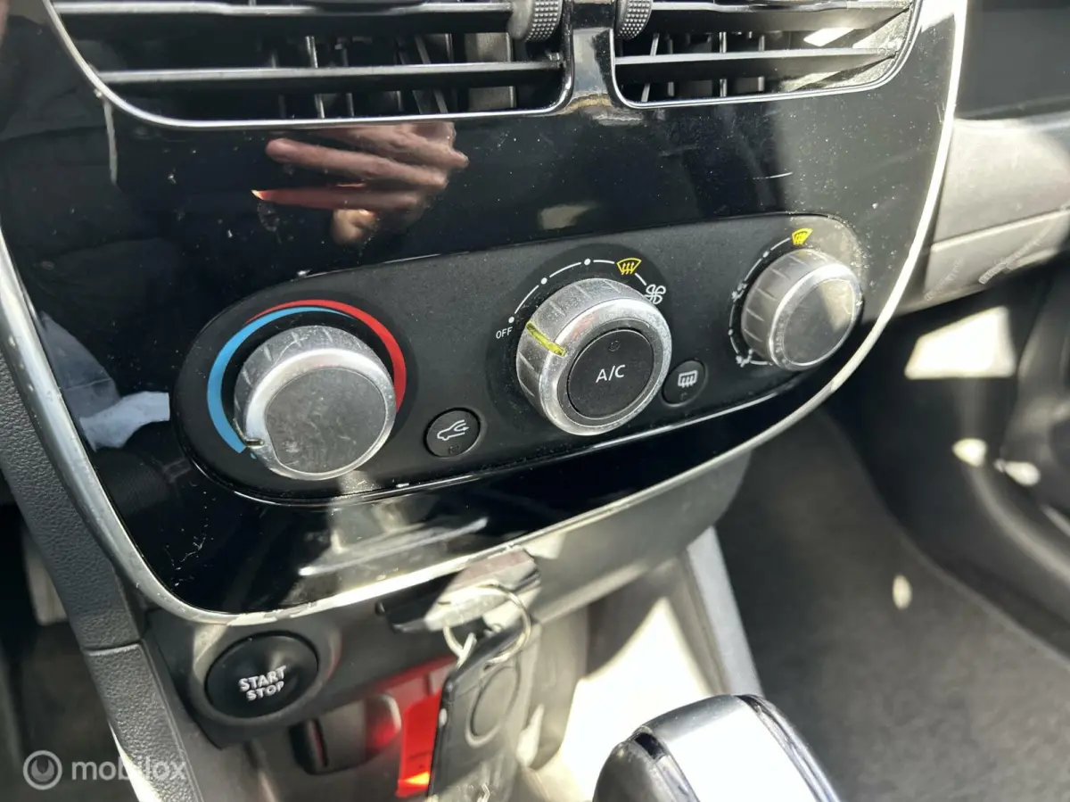 Clio Dynamique | | NAVI | CRUISE | DAB