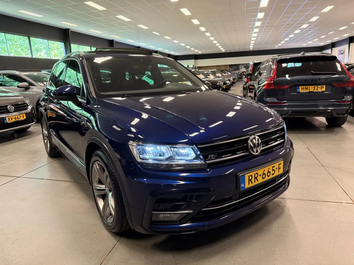 1.4 TSI ACT R-LINE PANO/V-COCKPIT/NAVI/LED/ECC/PDC/CRUISE///