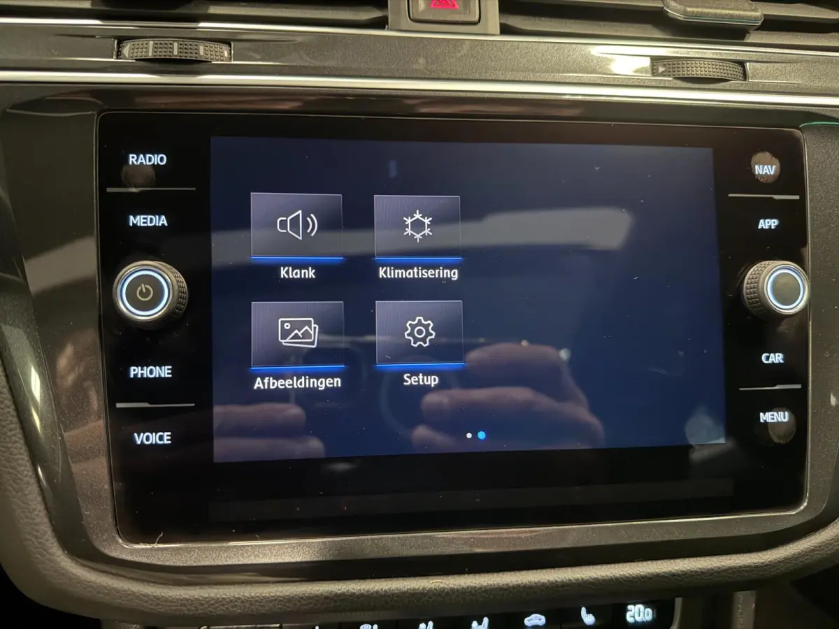 1.4 TSI ACT R-LINE PANO/V-COCKPIT/NAVI/LED/ECC/PDC/CRUISE///