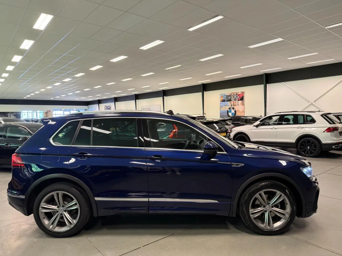 1.4 TSI ACT R-LINE PANO/V-COCKPIT/NAVI/LED/ECC/PDC/CRUISE///