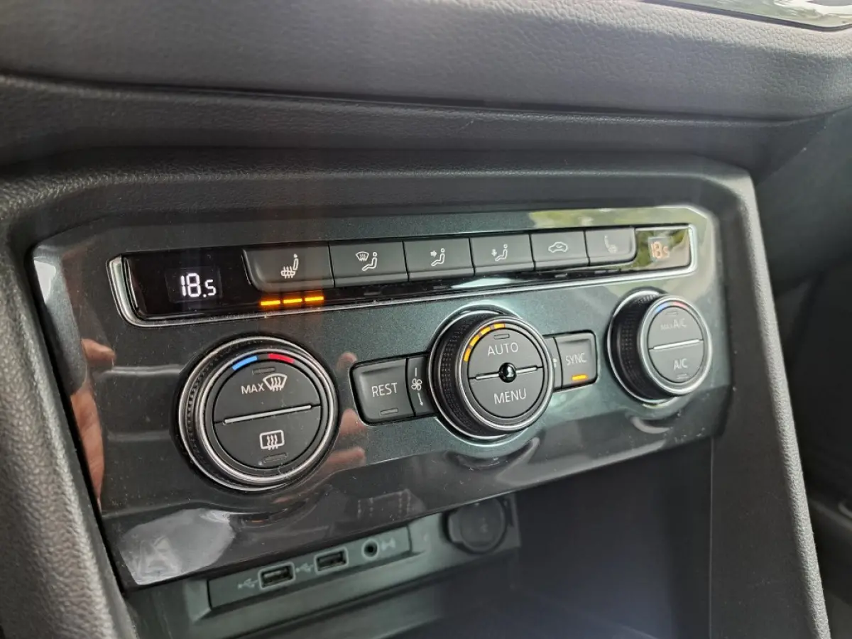 1.5 TSI ACT 150 Pk R-Line (3x) Highline Business Dsg Virtual