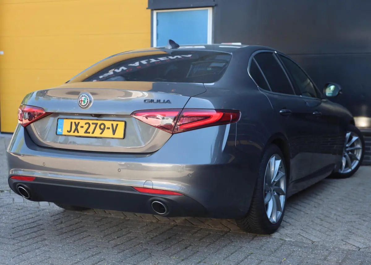 2.2 Super / TOPSTAAT / Dealer Onderhouden / 6 Bak / Navi / Camera / Cognac Leder / Xenon