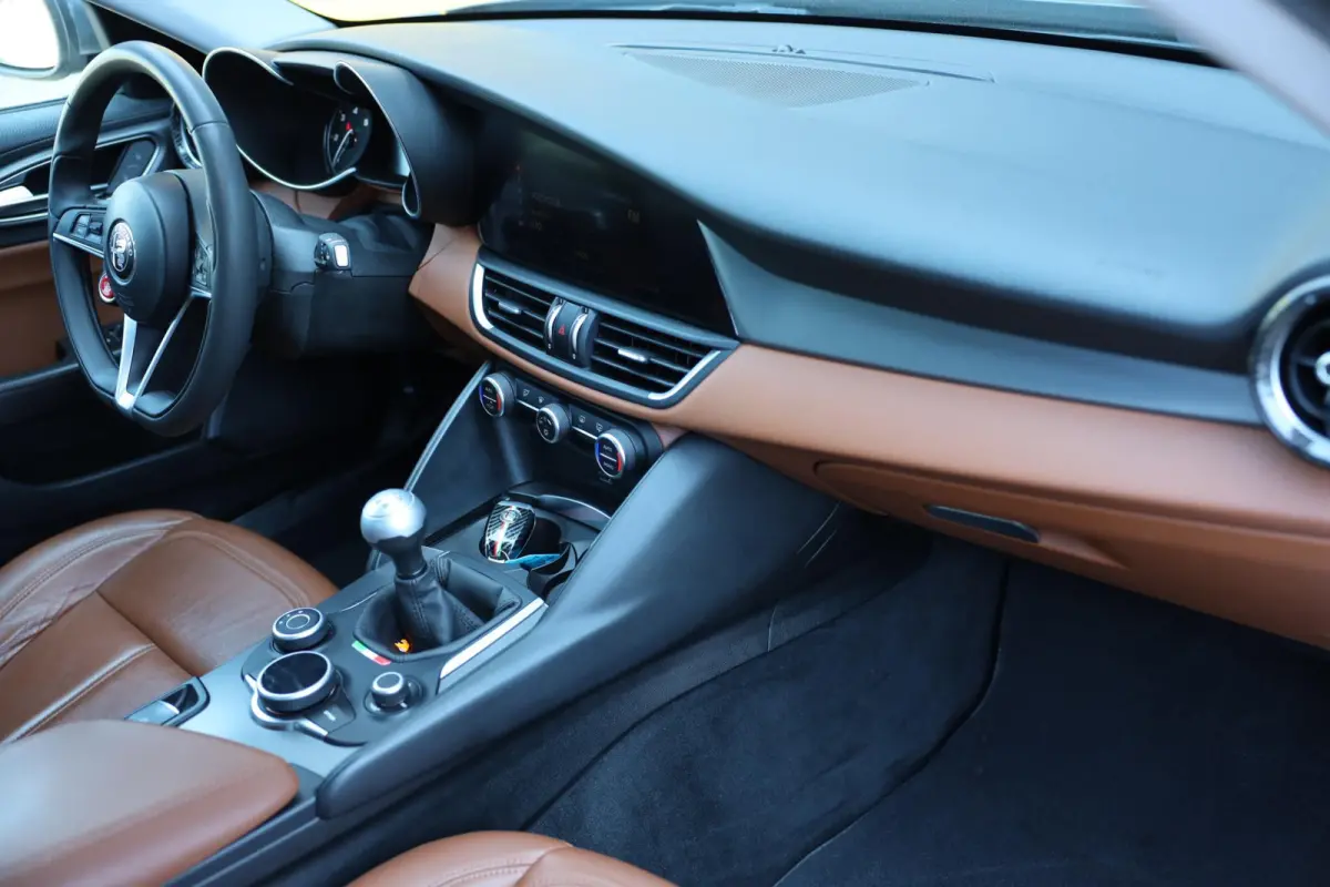 2.2 Super / TOPSTAAT / Dealer Onderhouden / 6 Bak / Navi / Camera / Cognac Leder / Xenon