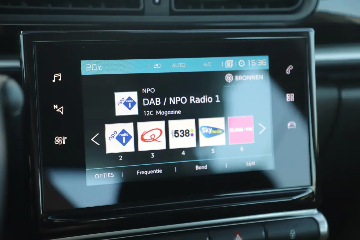 1.2 PureTech Feel DB Riem Vervangen Navigatie Clima Cruise Carplay Android Rijstrooksensor Parkeersensor