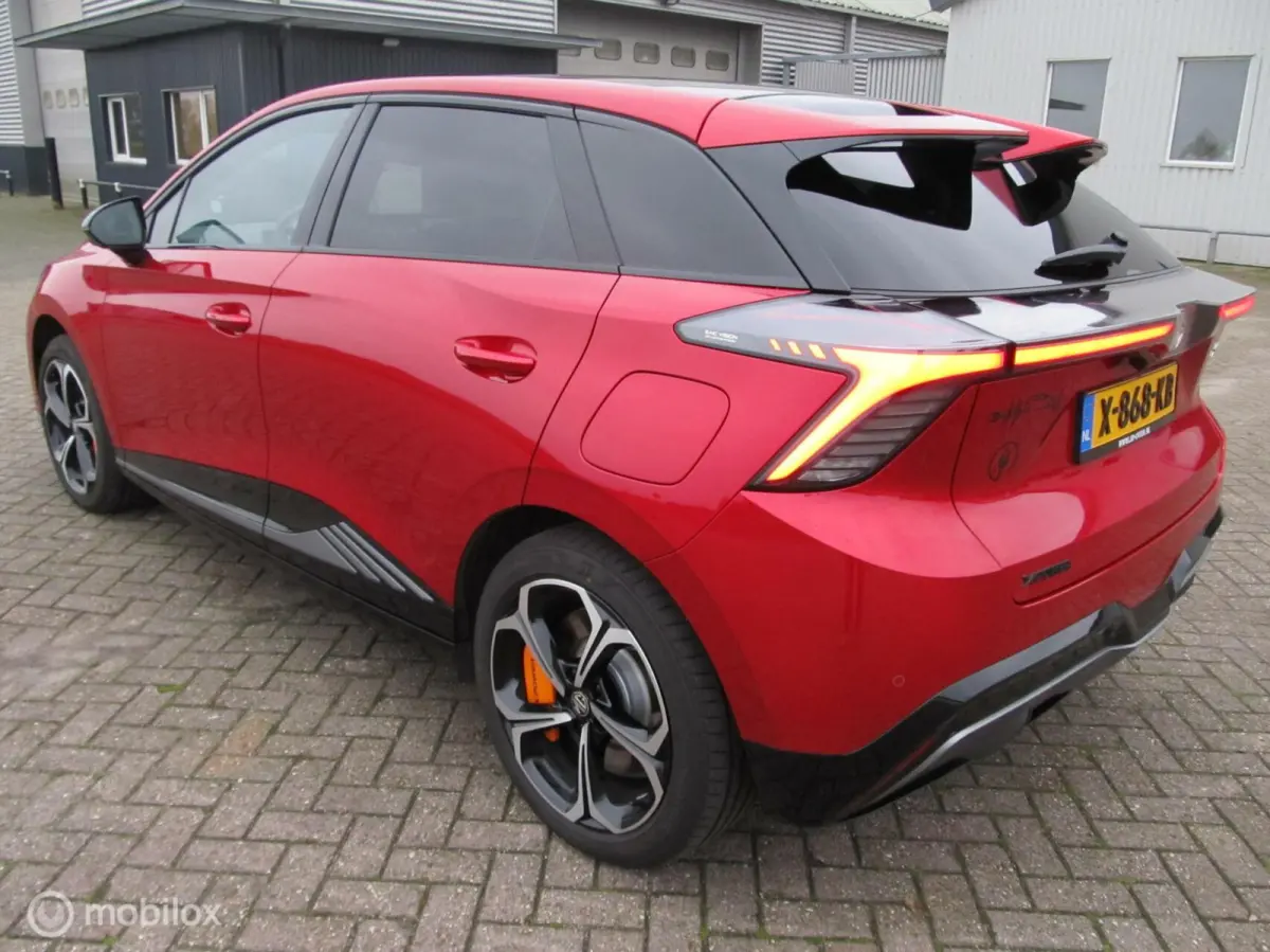 AWD XPOWER 64 kWh met 436 PK met 49000 km, met NAP pas