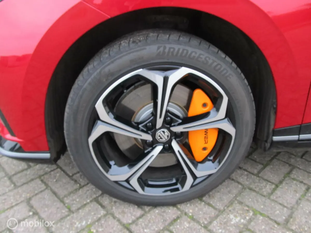 AWD XPOWER 64 kWh met 436 PK met 49000 km, met NAP pas