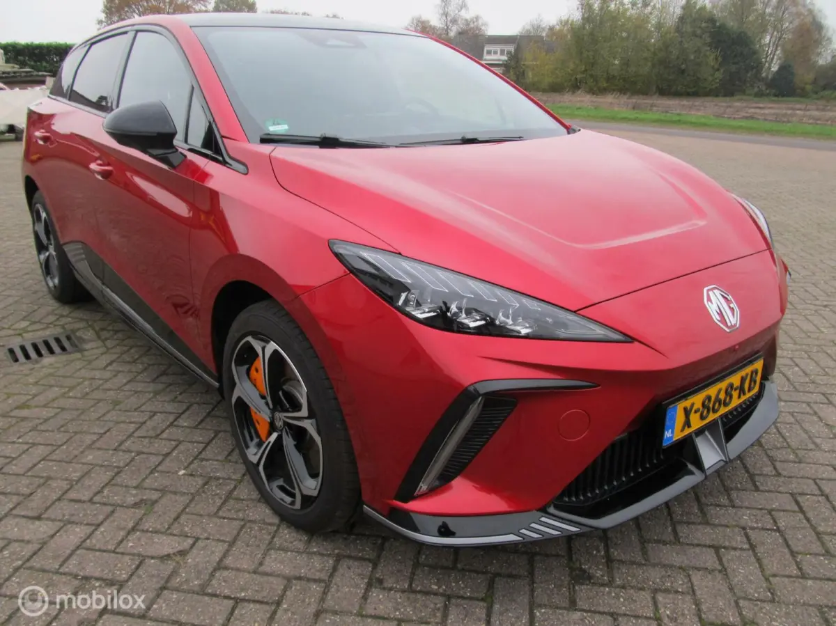 AWD XPOWER 64 kWh met 436 PK met 49000 km, met NAP pas
