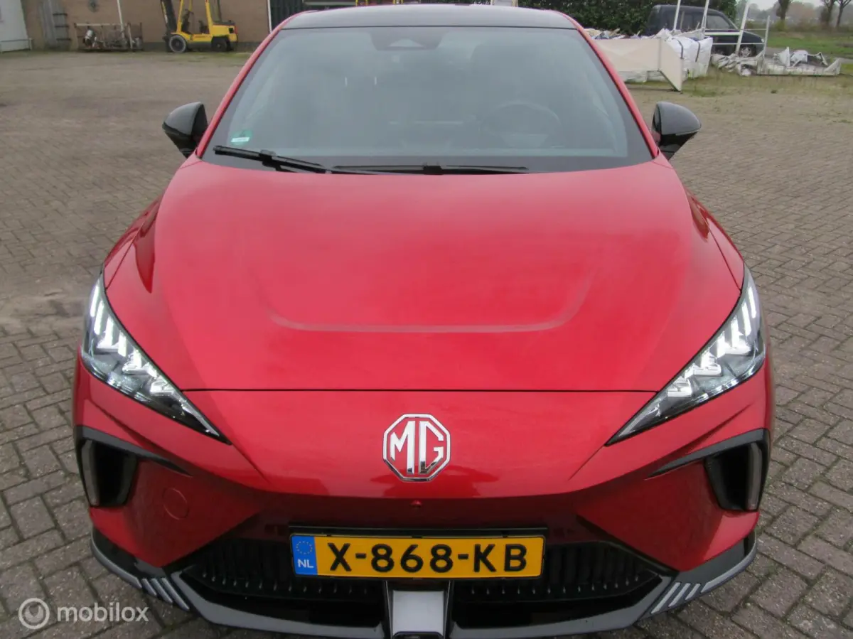 AWD XPOWER 64 kWh met 436 PK met 49000 km, met NAP pas