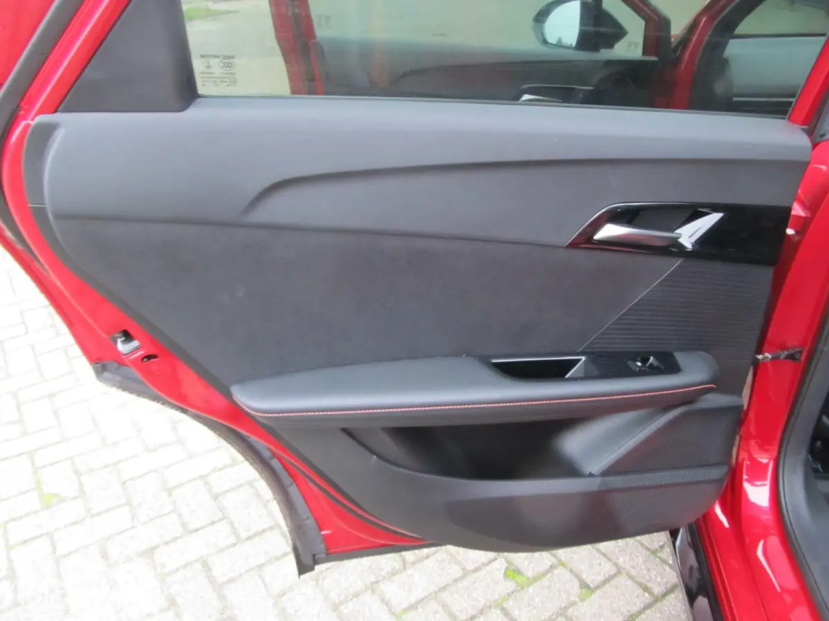 AWD XPOWER 64 kWh met 436 PK met 49000 km, met NAP pas