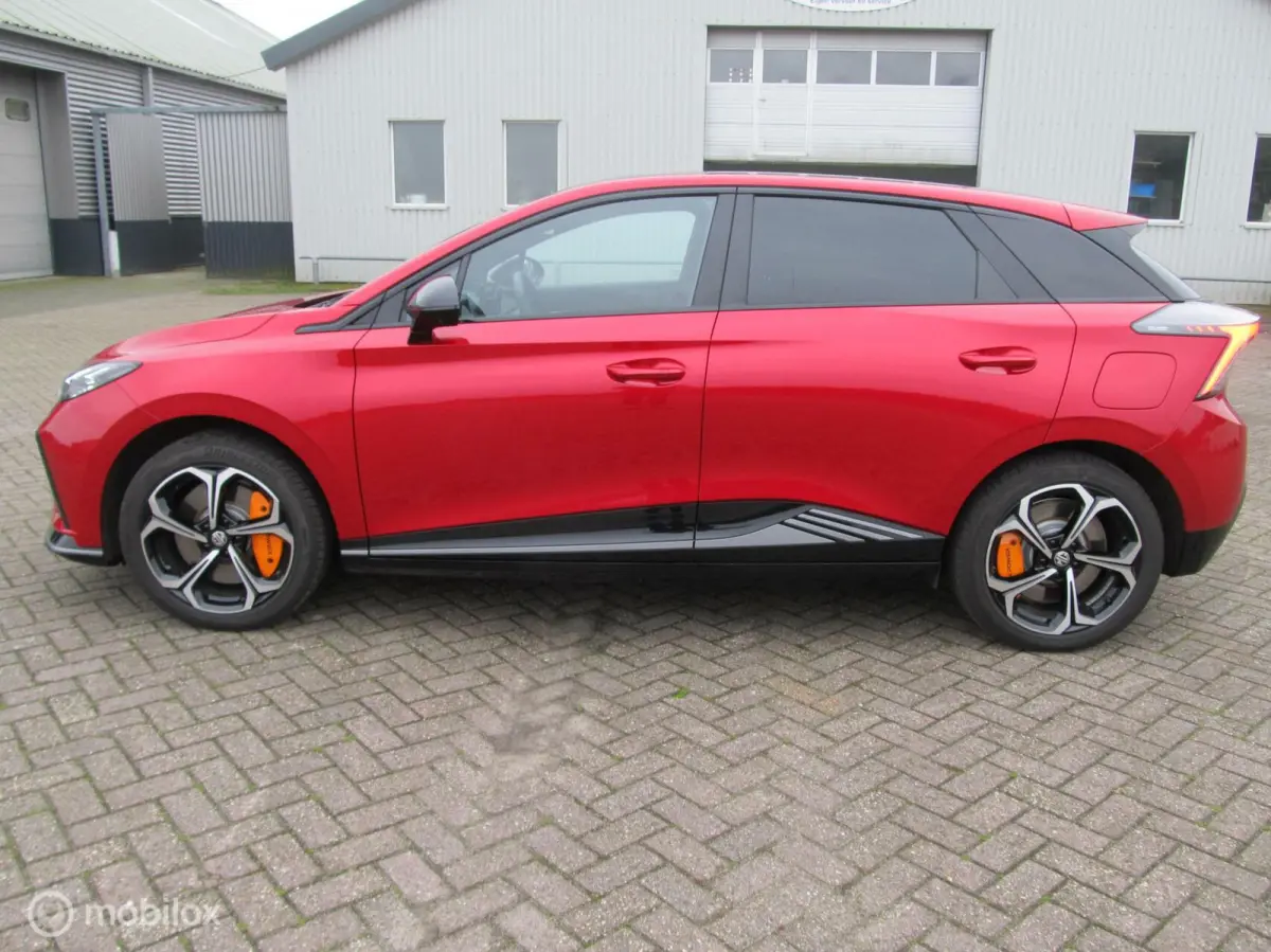 AWD XPOWER 64 kWh met 436 PK met 49000 km, met NAP pas