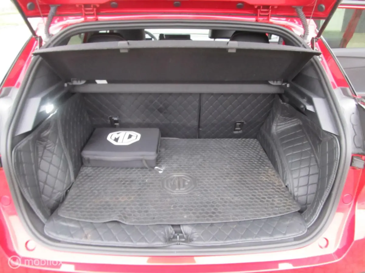 AWD XPOWER 64 kWh met 436 PK met 49000 km, met NAP pas