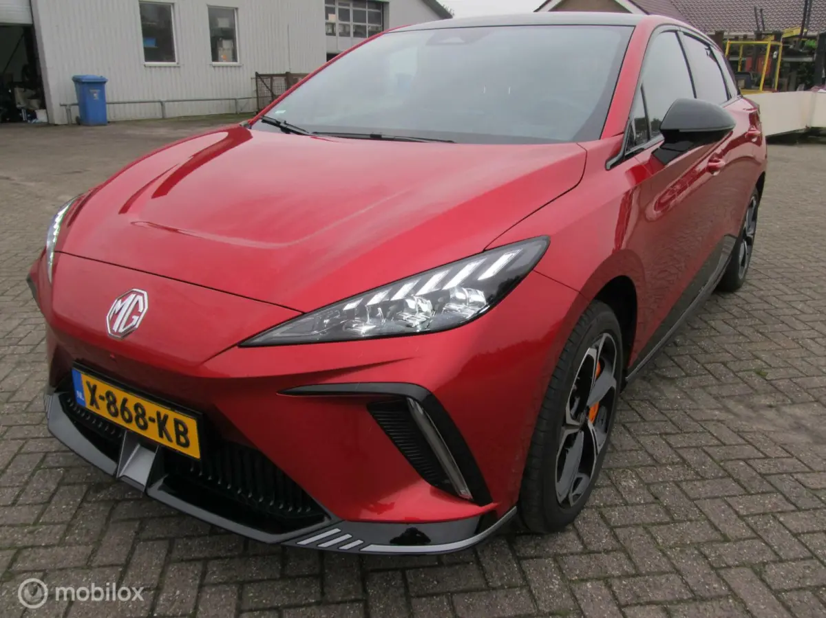 AWD XPOWER 64 kWh met 436 PK met 49000 km, met NAP pas