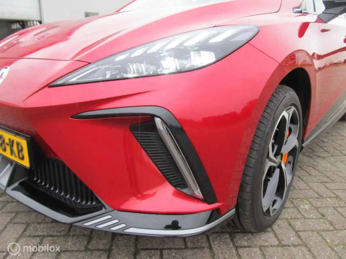 AWD XPOWER 64 kWh met 436 PK met 49000 km, met NAP pas