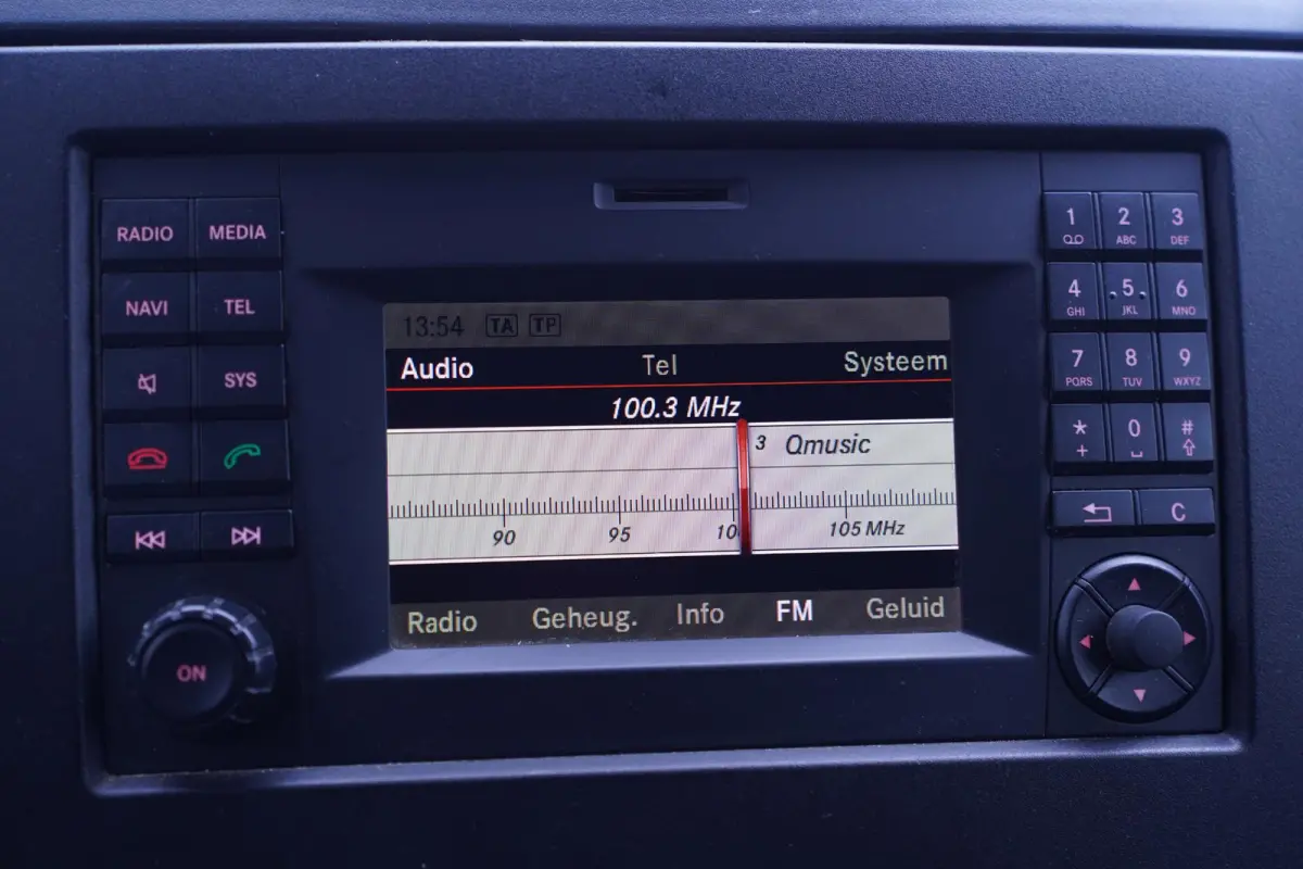 2.0 TDI 136 pk L2H2 Airco, Cruise Control, APK 10-2026