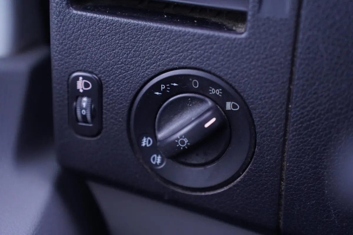 2.0 TDI 136 pk L2H2 Airco, Cruise Control, APK 10-2026