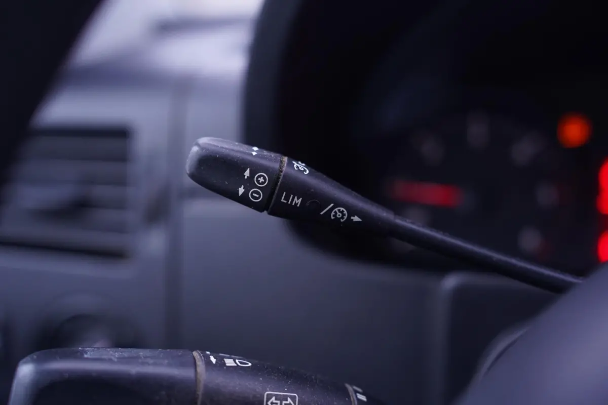 2.0 TDI 136 pk L2H2 Airco, Cruise Control, APK 10-2026