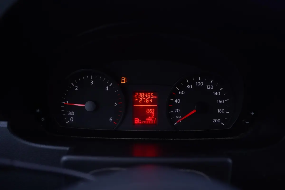 2.0 TDI 136 pk L2H2 Airco, Cruise Control, APK 10-2026