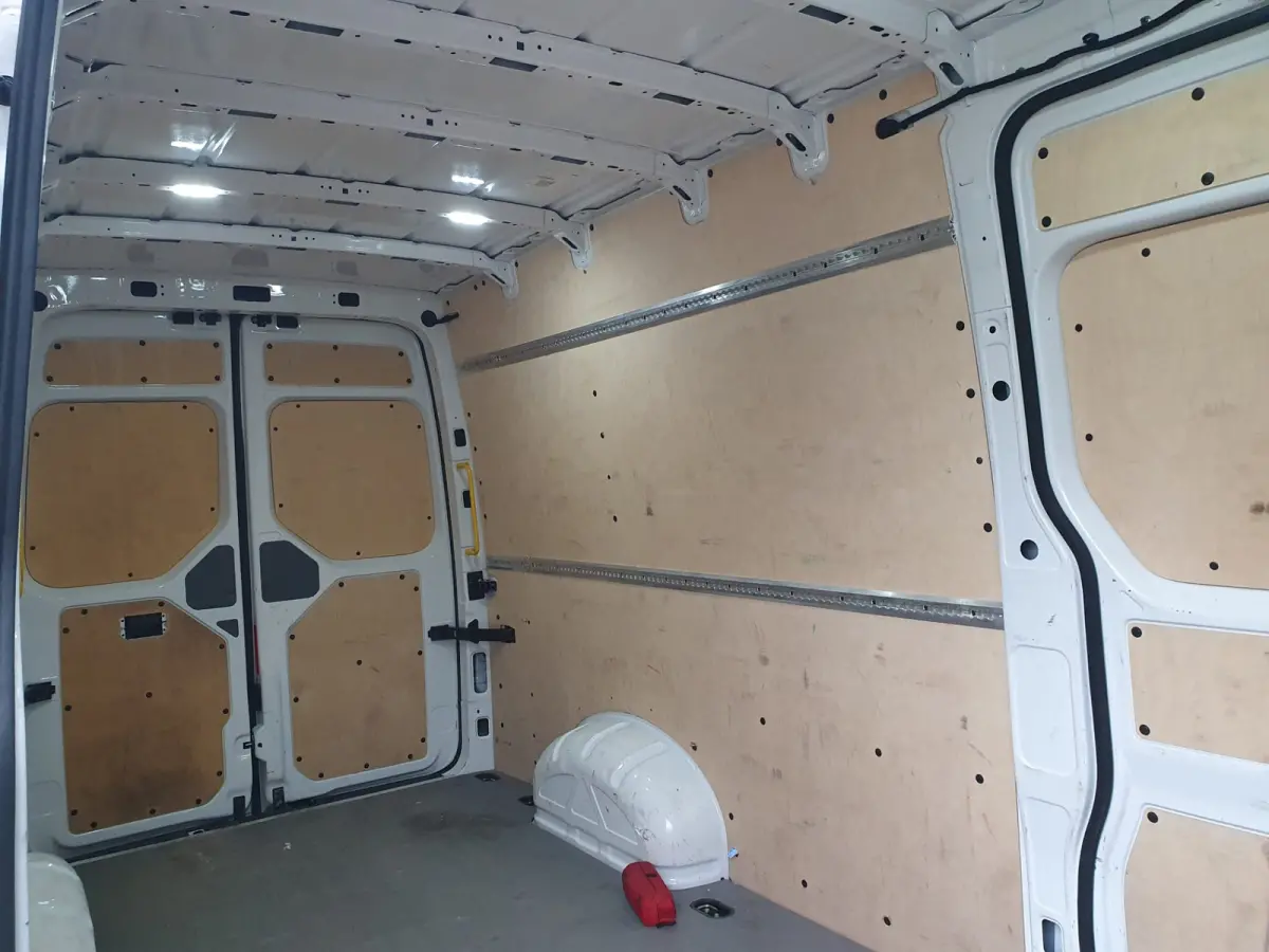 35 2.0 TDI L4H3 449WB 3.5T 140PK 2x schuifdeur 3Pers Airco Bluetooth