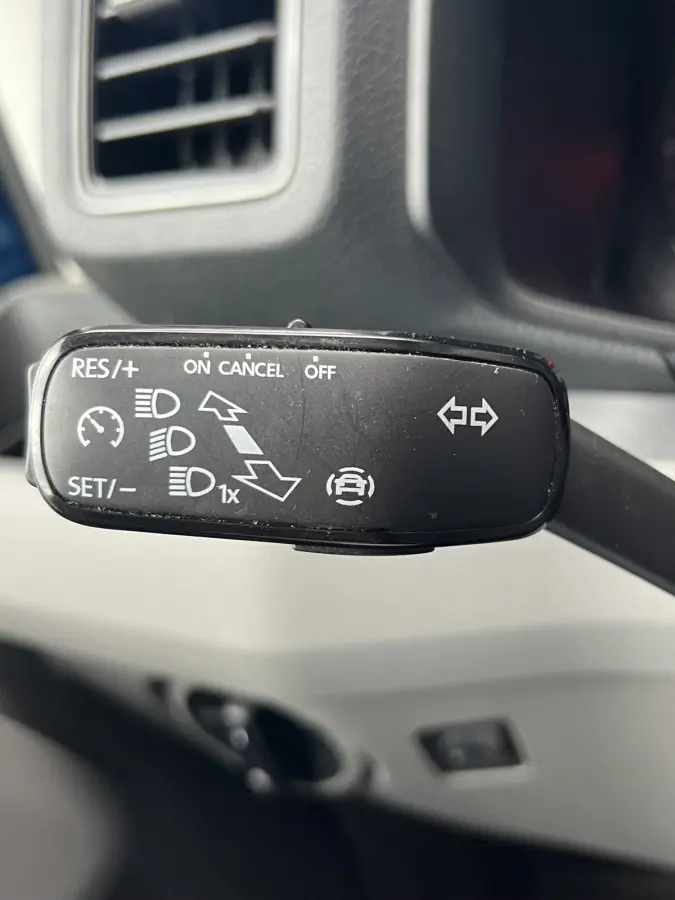 35 2.0 TDI L4 Comfortline | BAKWAGEN / MEUBELBAK | LAADKLEP