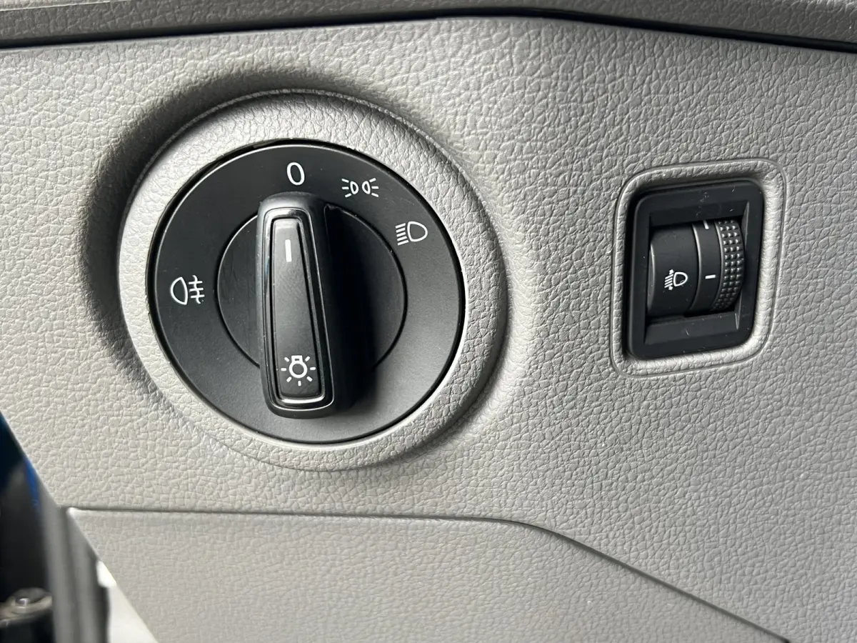 35 2.0 TDI L4 Comfortline | BAKWAGEN / MEUBELBAK | LAADKLEP