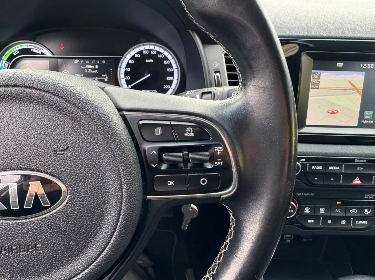 1.6 GDi Hybrid First Edition / NAP / SP VLG /