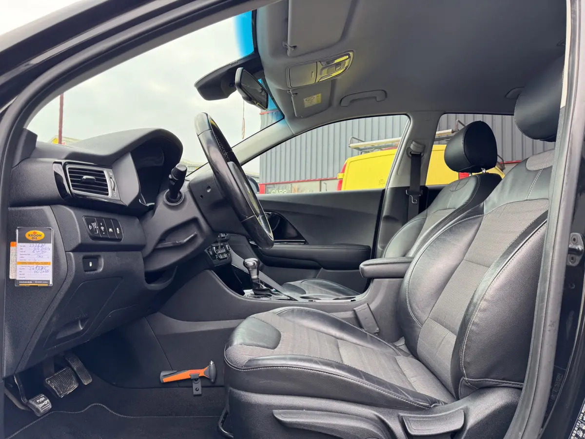 1.6 GDi Hybrid First Edition / NAP / SP VLG /