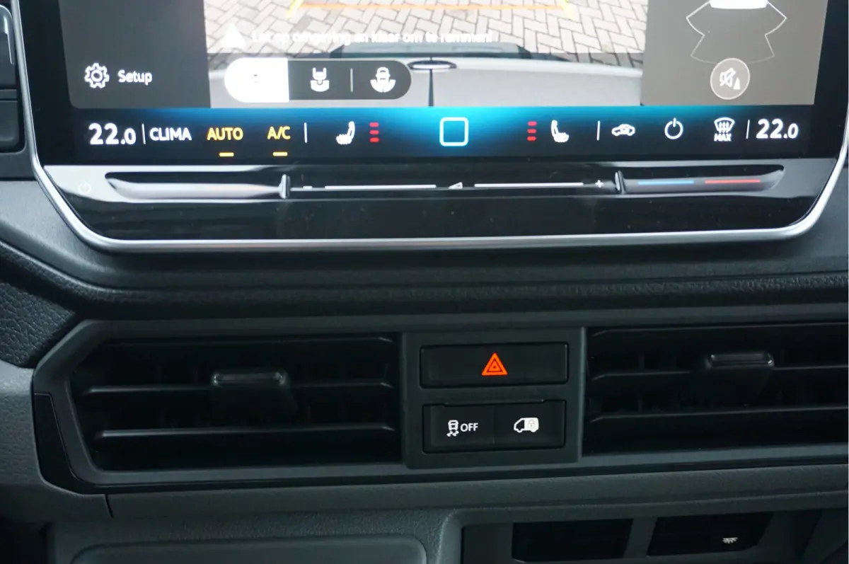 35 177PK L3H2 AUT Facelift BPM VRIJ!! 13" Navi, Cam, Gev. Stoel, Alarm, LED!! NR. 106