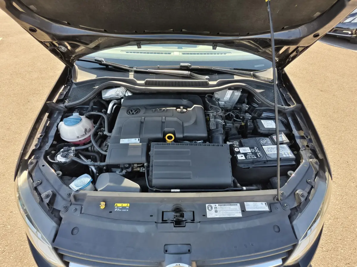 1.4 TDI Comfortline / NAP / CRUISE / AIRCO / NAVI / OHB /